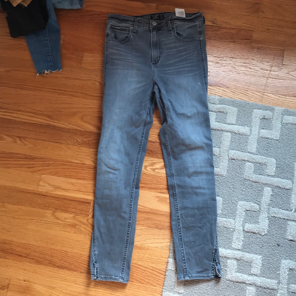 Abercrombie Size 4 Jeans